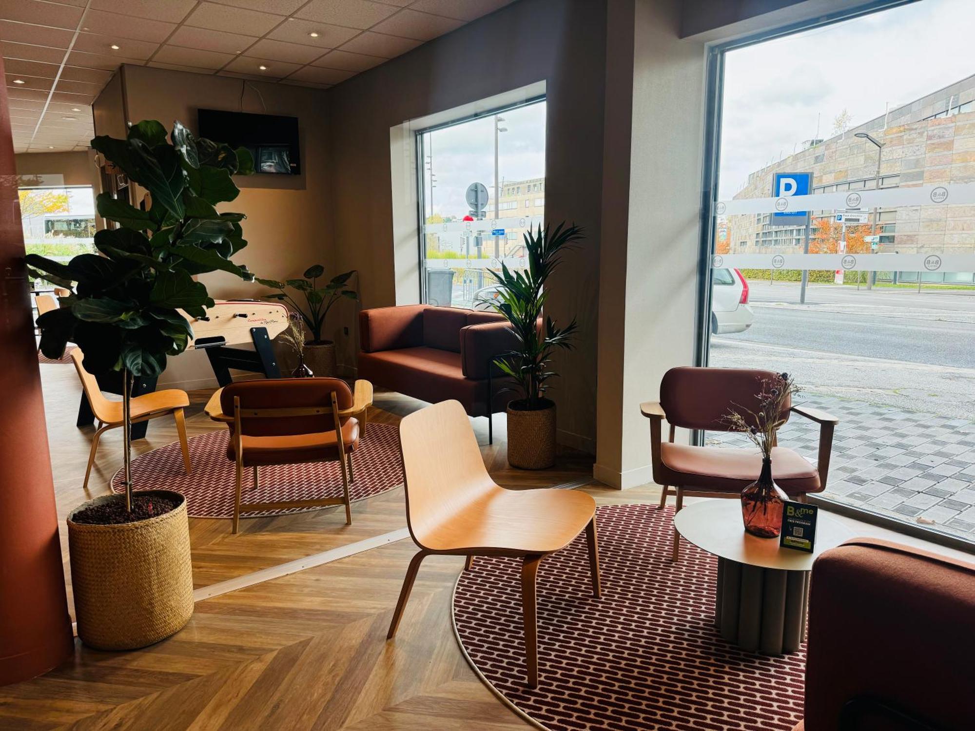 B&B Hotel Maubeuge Gare Екстериор снимка